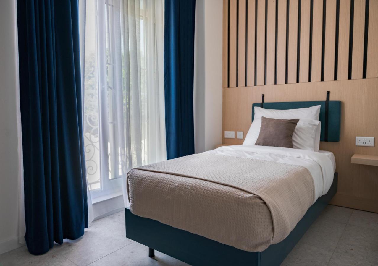 Townhouse17 Boutique Bed & Breakfast Victoria Esterno foto