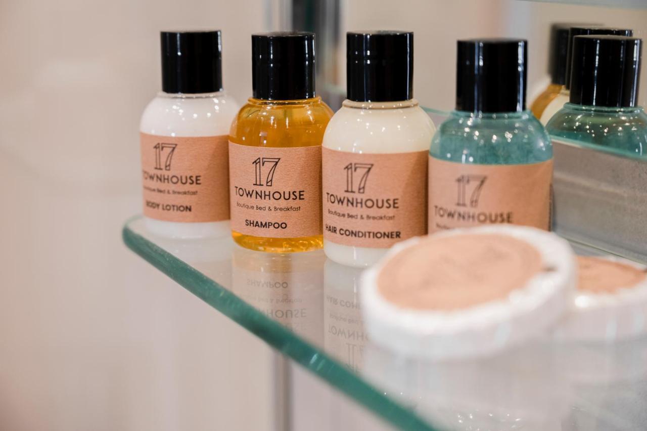 Townhouse17 Boutique Bed & Breakfast Victoria Esterno foto